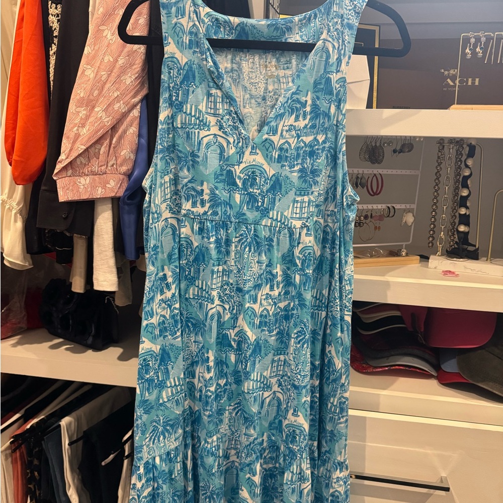 Lilly Pulitzer Blue and White Sleeveless Midi Dress